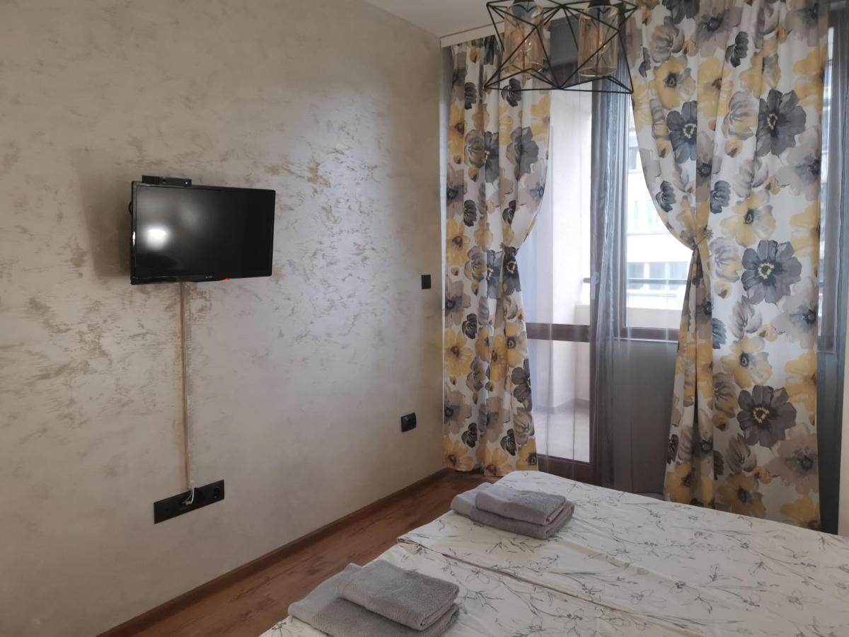 Joy Apartment Burgas Center Private Parking Kültér fotó