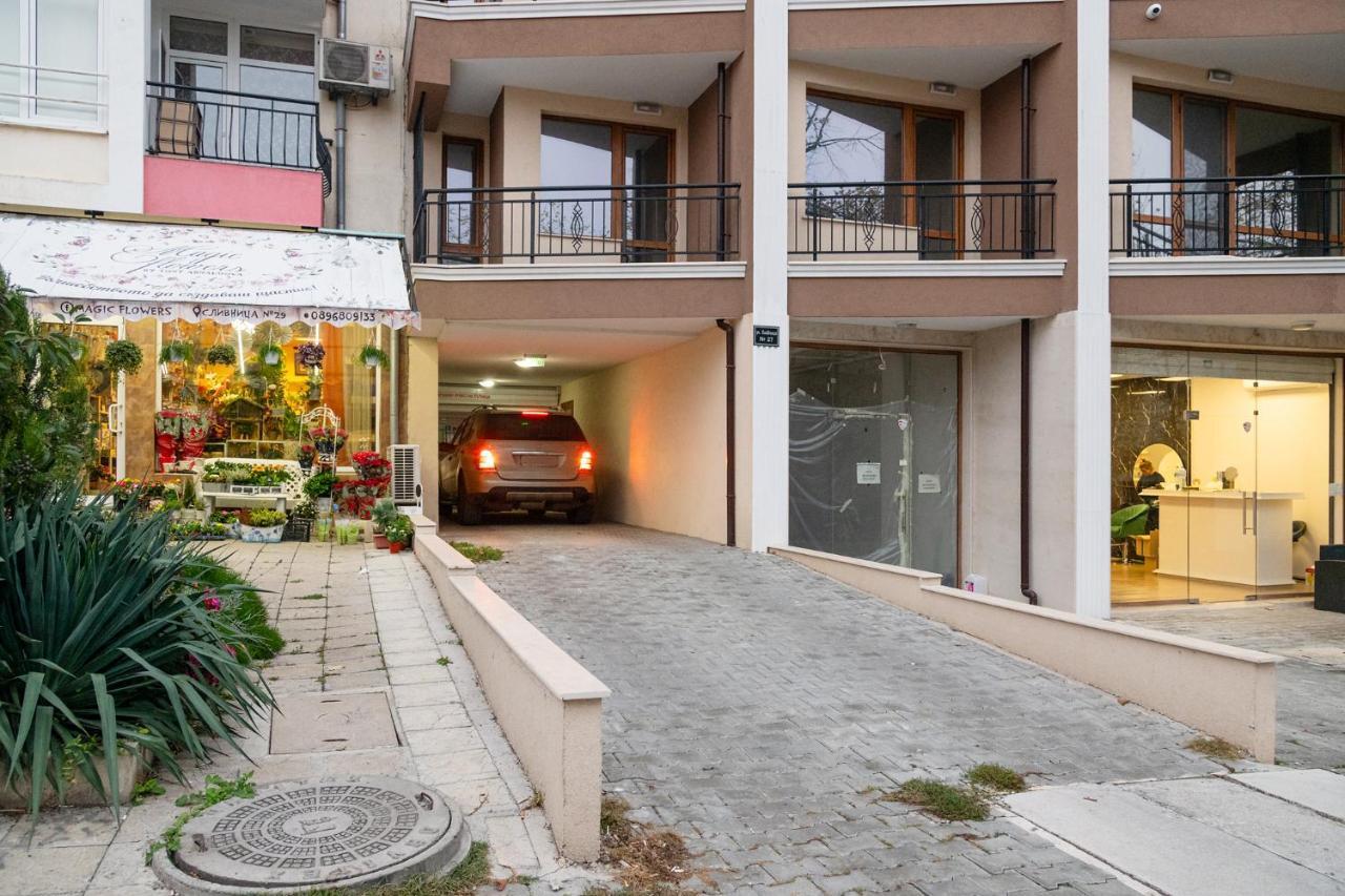Joy Apartment Burgas Center Private Parking Kültér fotó
