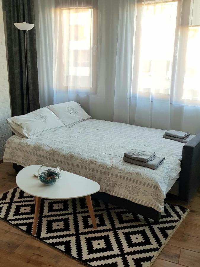 Joy Apartment Burgas Center Private Parking Kültér fotó